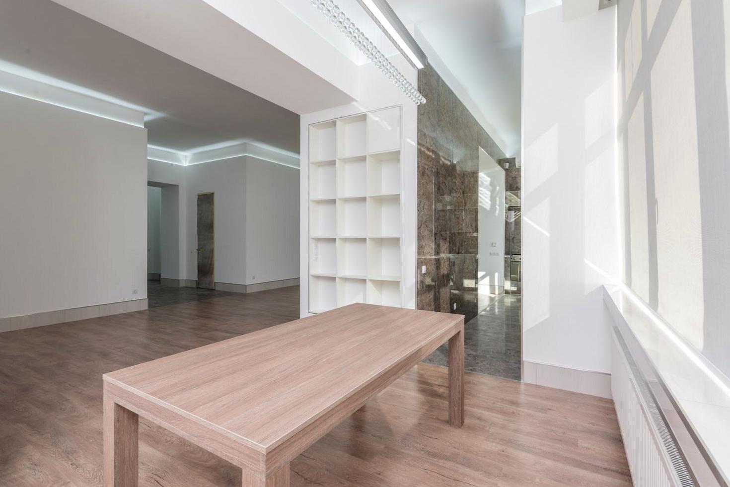 Actiewereld modern interieur afwerking